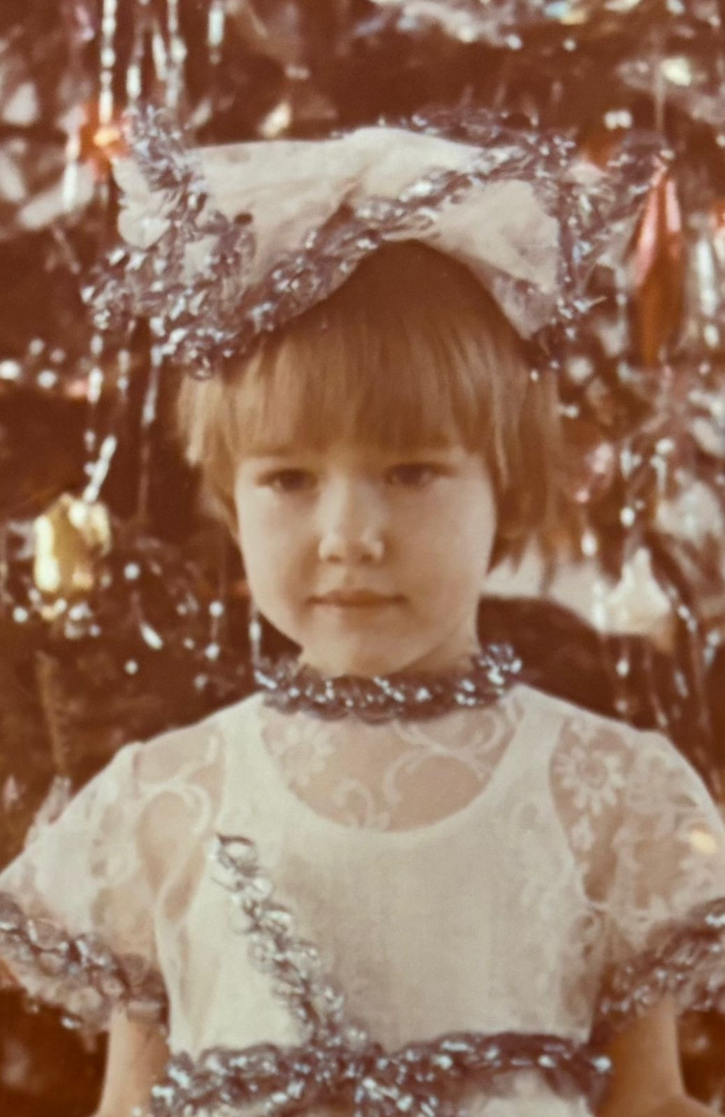 Редакция Harper’s BAZAAR Kazakhstan делится самыми теплыми воспоминаниями о Новом годе из детства 