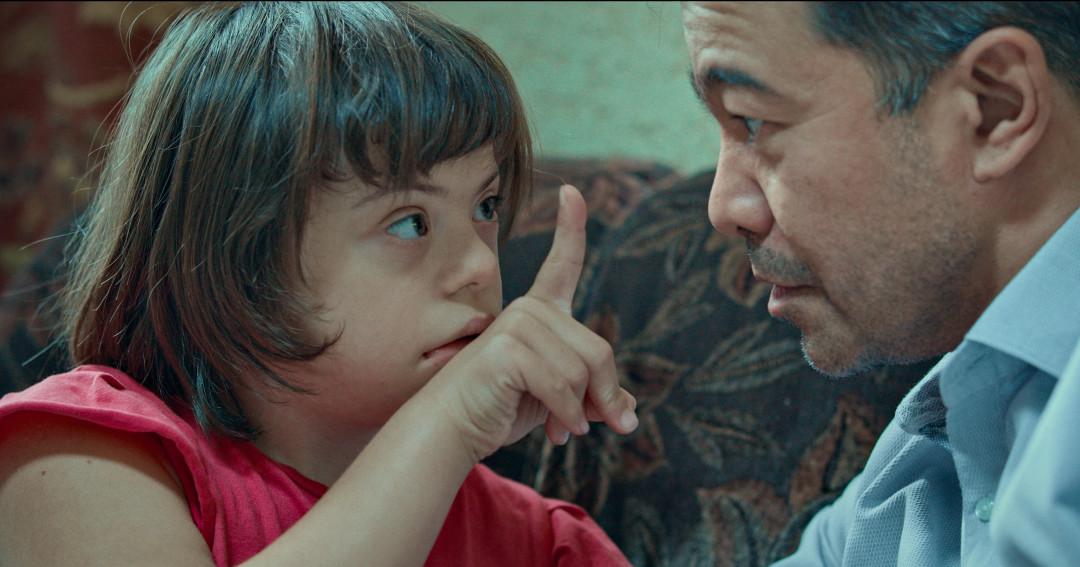 "Особенный доктор": на экраны выходит казахстанский детектив с участием "солнечных" детей 