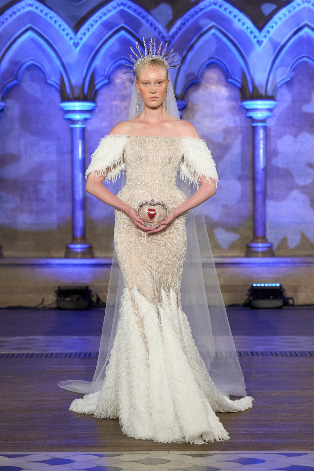 второй показ InClover в Париже 