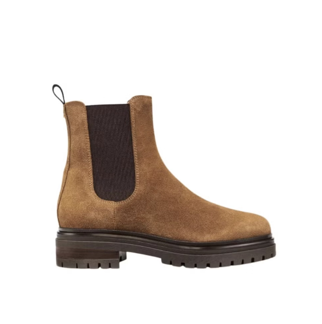  Күз маусымында сәнді әрі әсерлі көріну үшін етік пен бәтеңкені немен үйлестірген дұрыс?