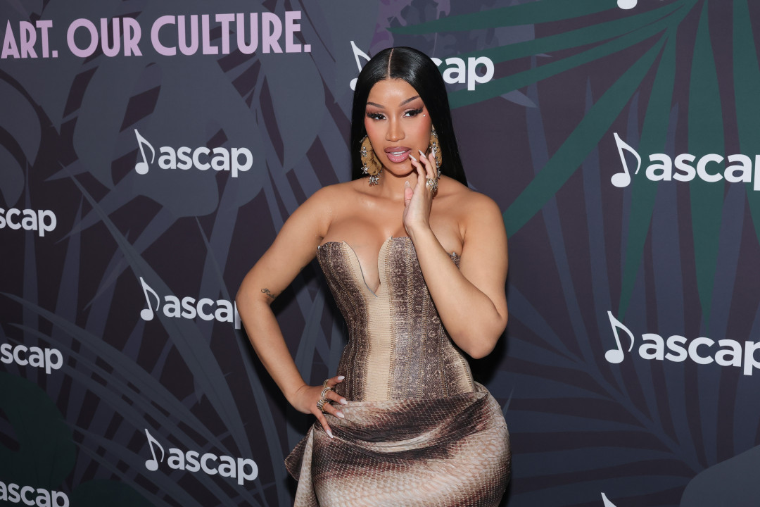 Карди Би родила четвертого ребенка