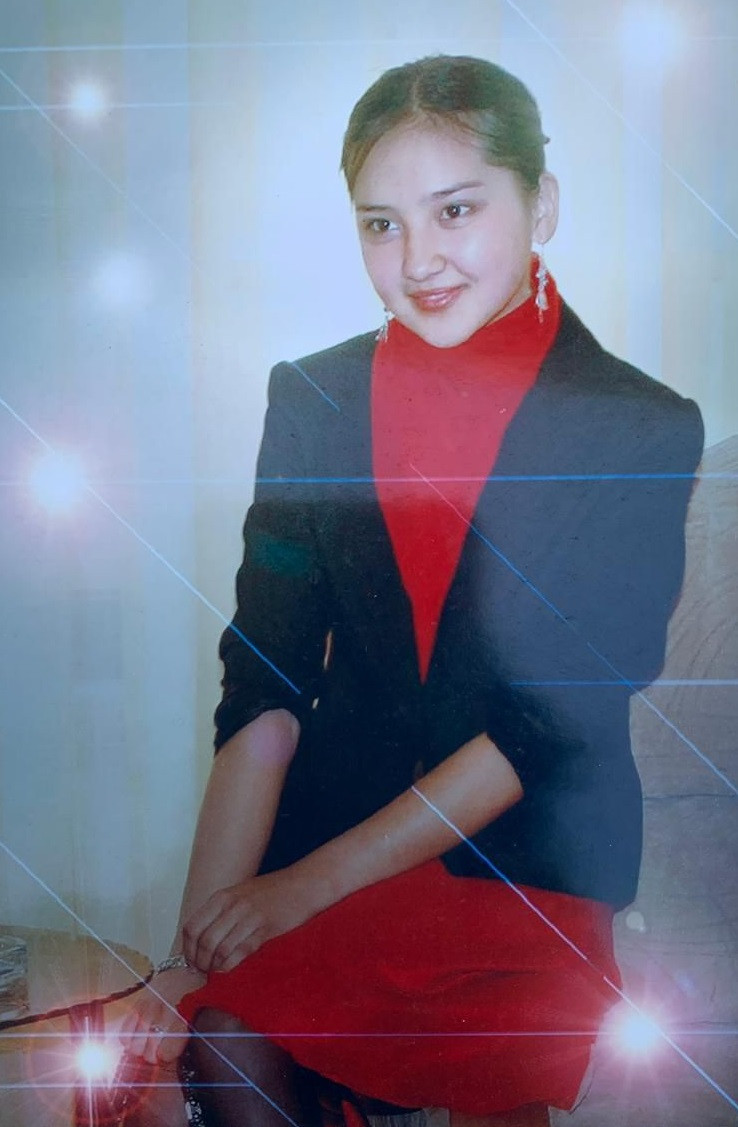 «Жұлдыздар танымалдыққа дейін және қазір…» Салтанат Бақаева жас кезіндегі ескі фотосуретін көрсетті