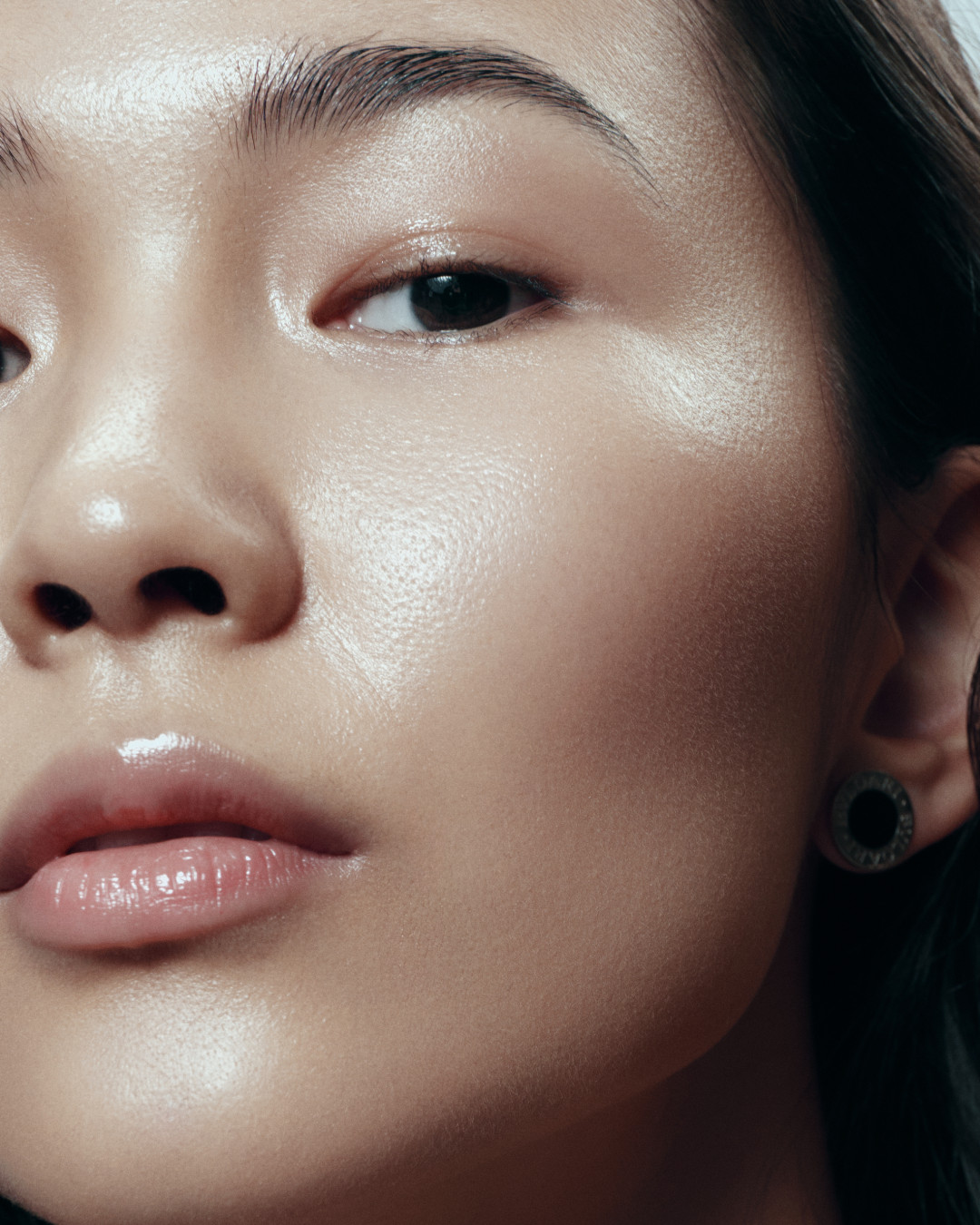 Что мы любим: лучшие бьюти-средства года