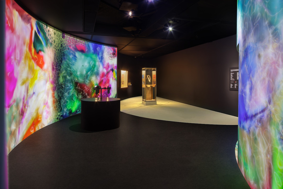 Вечер по случаю открытия выставки «Калейдоскоп Bvlgari: Цвета, Культуры и Ремесла» в Токио