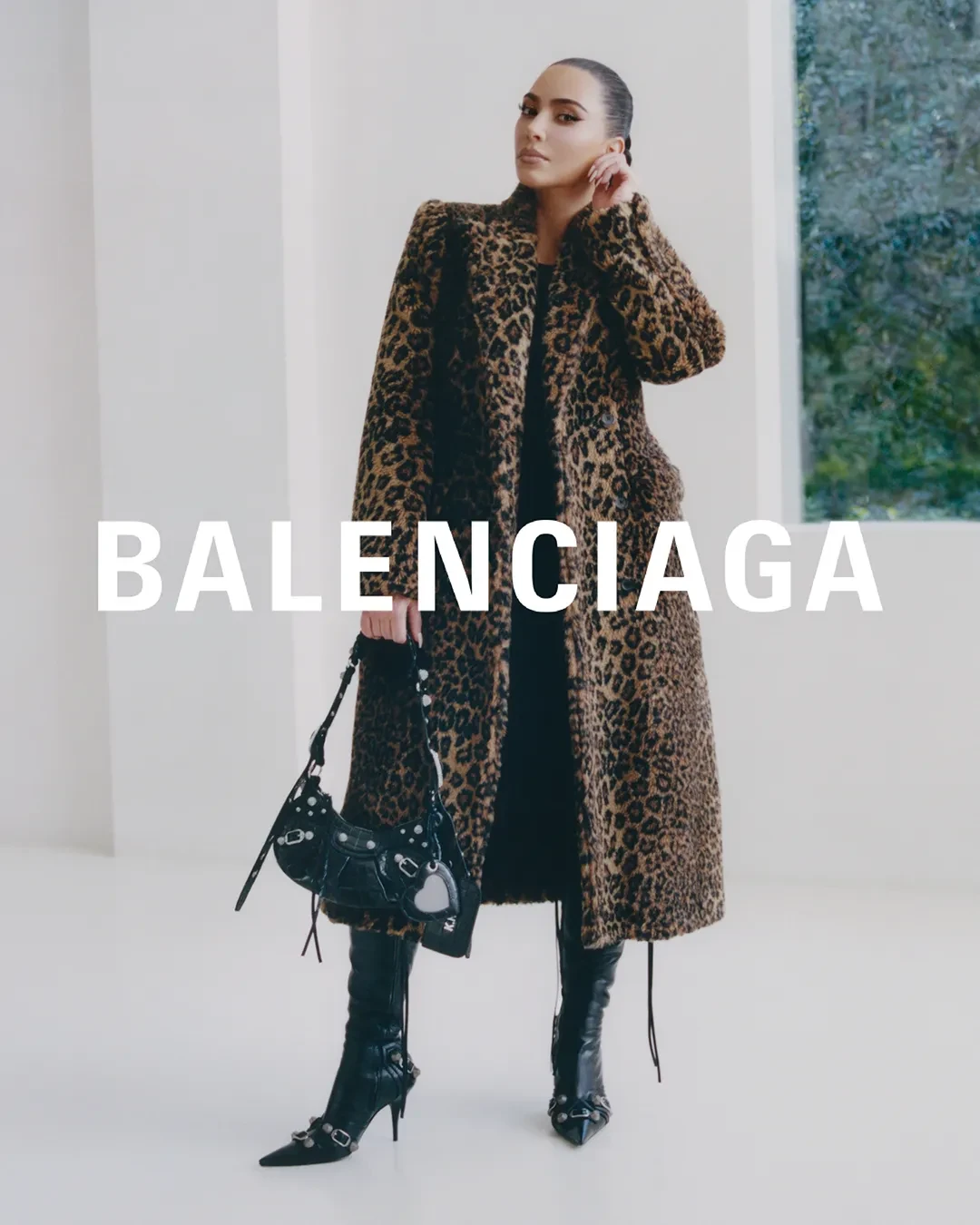сумка Balenciaga Le Cagole