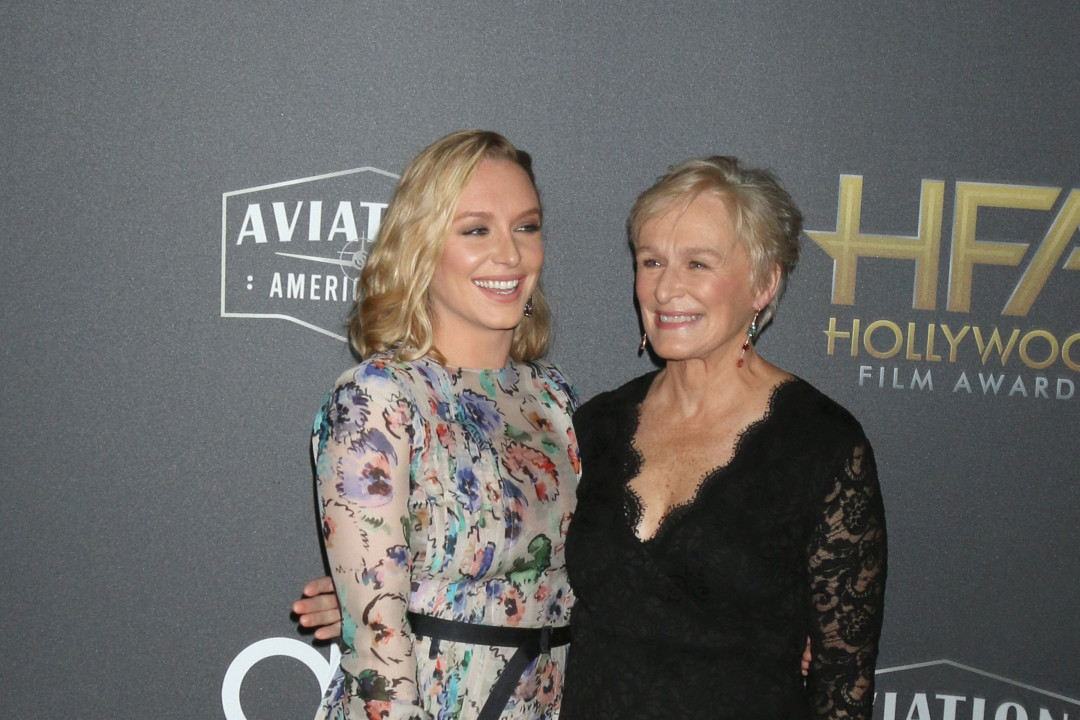 Семейное сходство: звезды, которых на экране сыграли их родственники