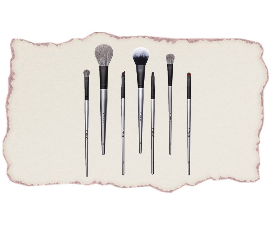 Базовый мейкап-гардероб: что обязательно должно быть в вашей косметичке, по мнению казахстанских визажистов?