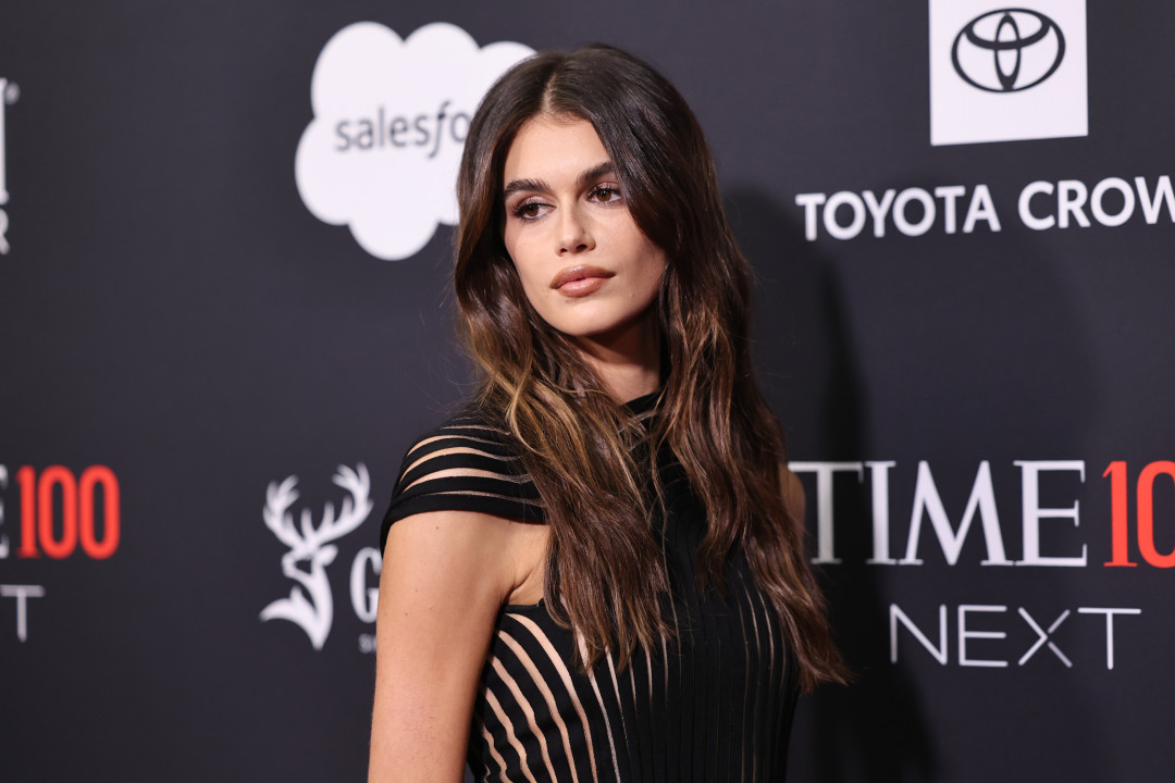 Кайя Гербер с Льюисом Пуллманом