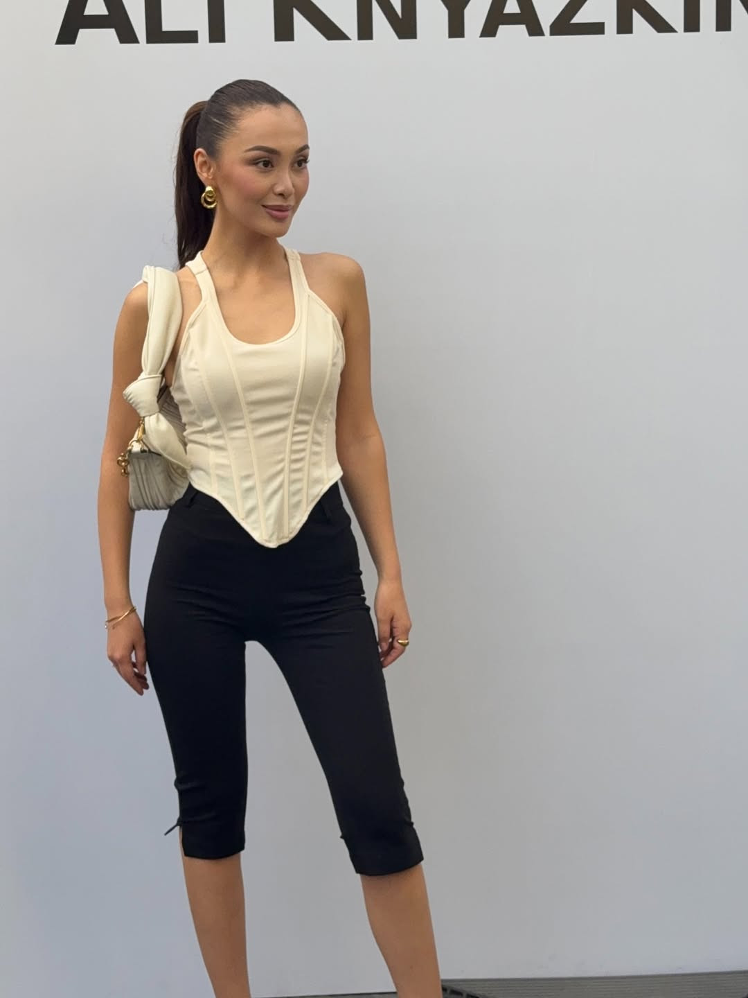 Где найти черные капри как у Фаризы Ескермес?