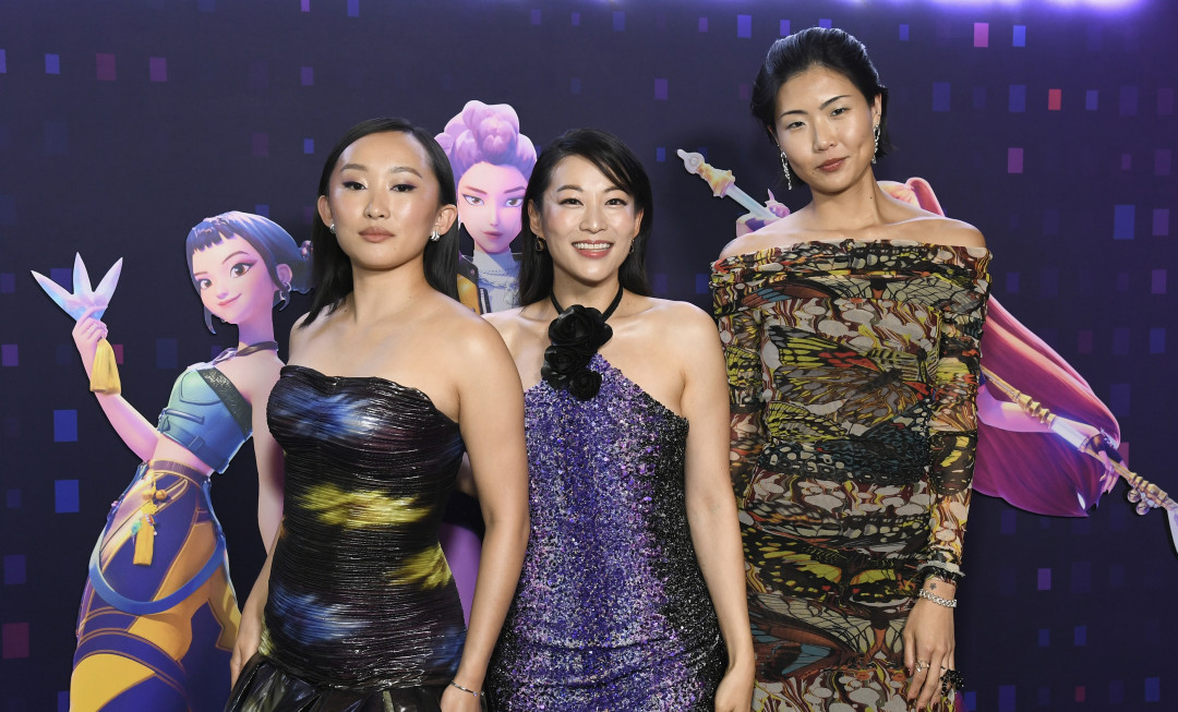 кто озвучил Кей-поп-охотницы на демонов