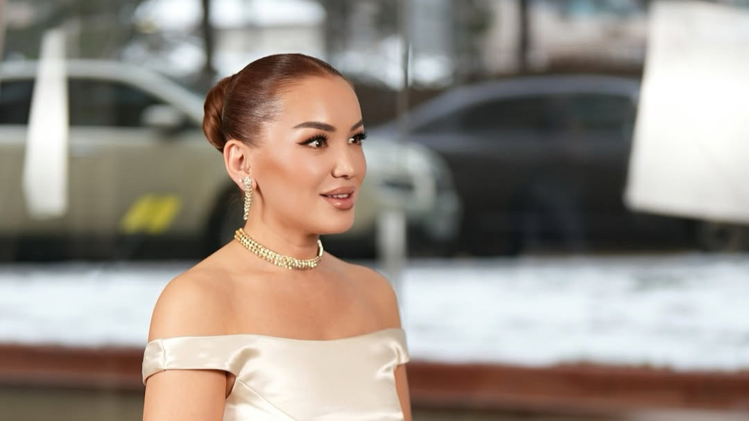 Мақпал Исабекова күйеуімен ажырасқанын мәлімдеді