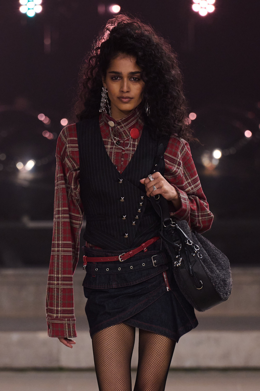 многоярусные ремни 