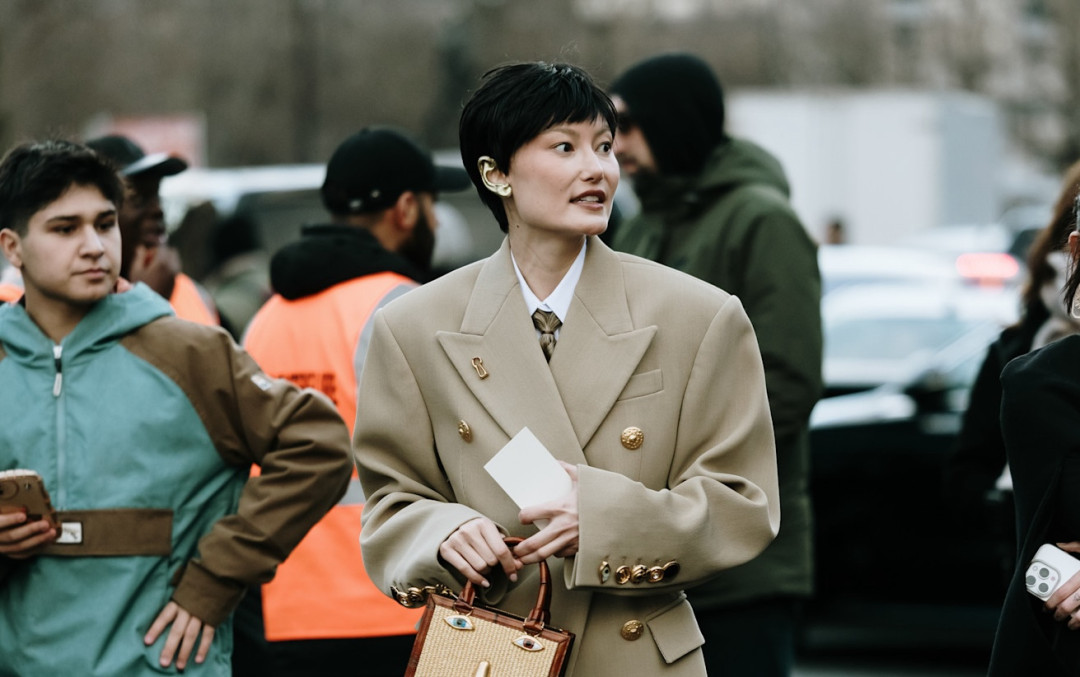 Костюмы с шортами