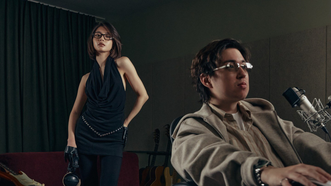 Бас кейіпкері — Гүлсезім Хассен: M’Dee сүйіктісіне арнап жаңа трек ұсынды