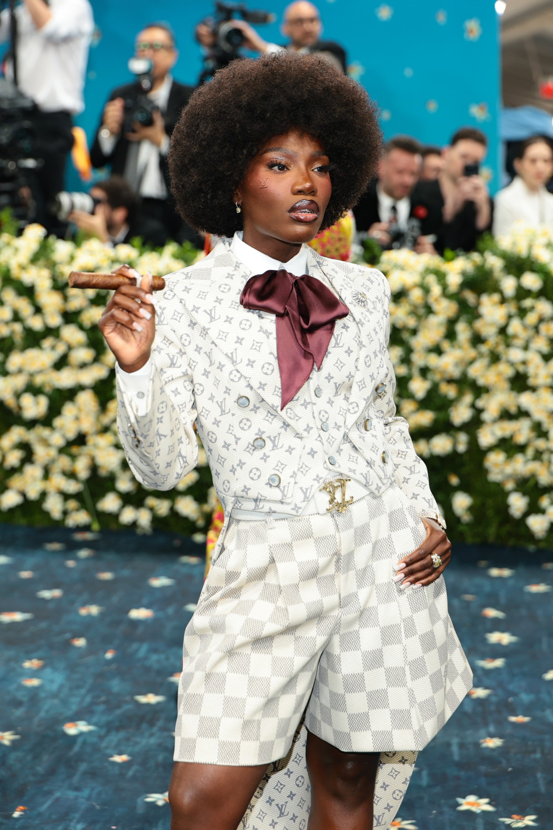 Лучшие бьюти-образы с красной дорожки Met Gala 2025 