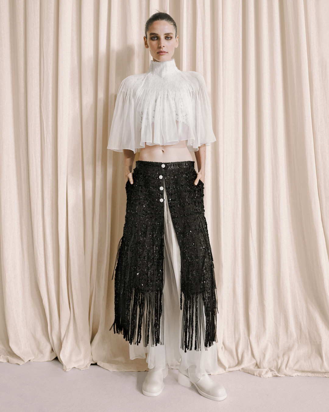 Бэкстейдж с кутюрного показа Chanel осень-зима 2025 года 