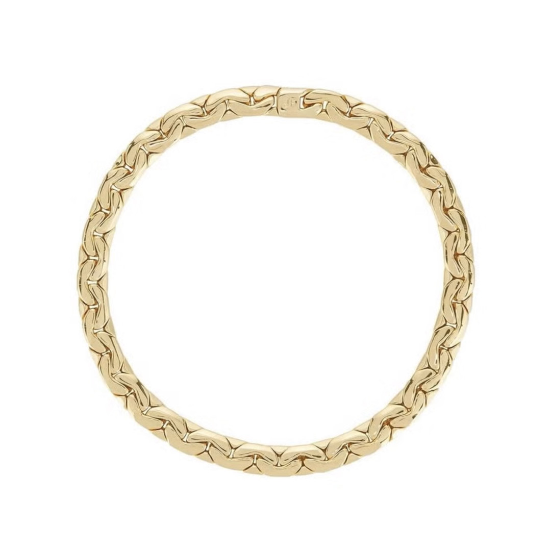 Как комбинировать платья с кроссовками