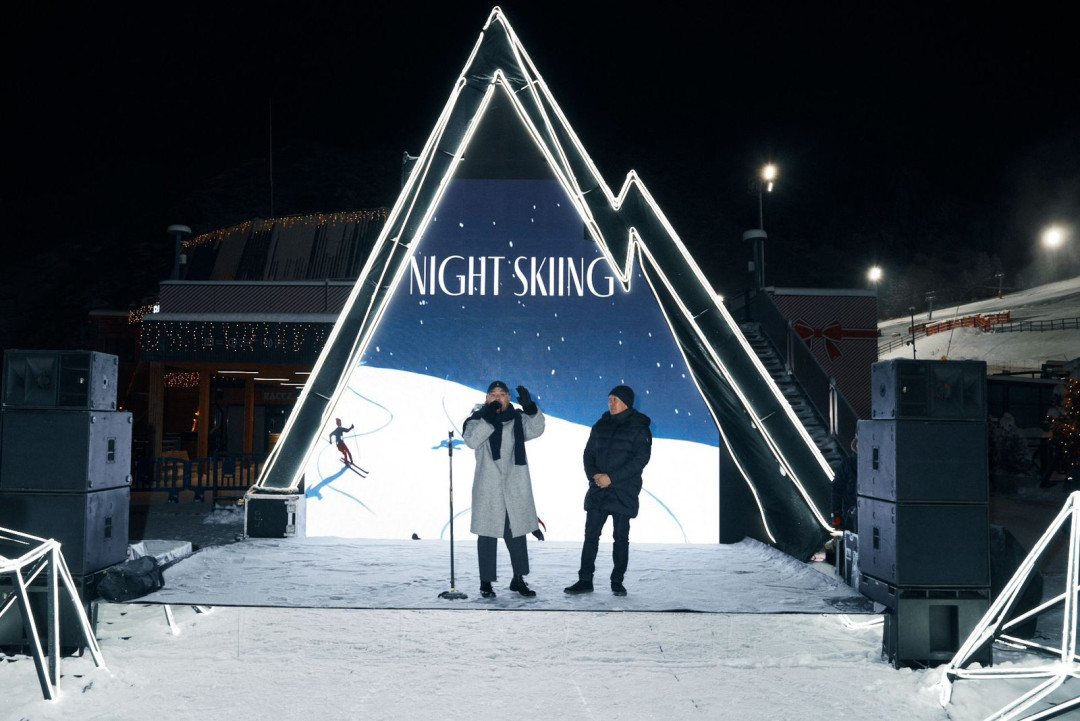 Яркое открытие зимнего сезона: Esentai Mall и Ultima Яндекс Go