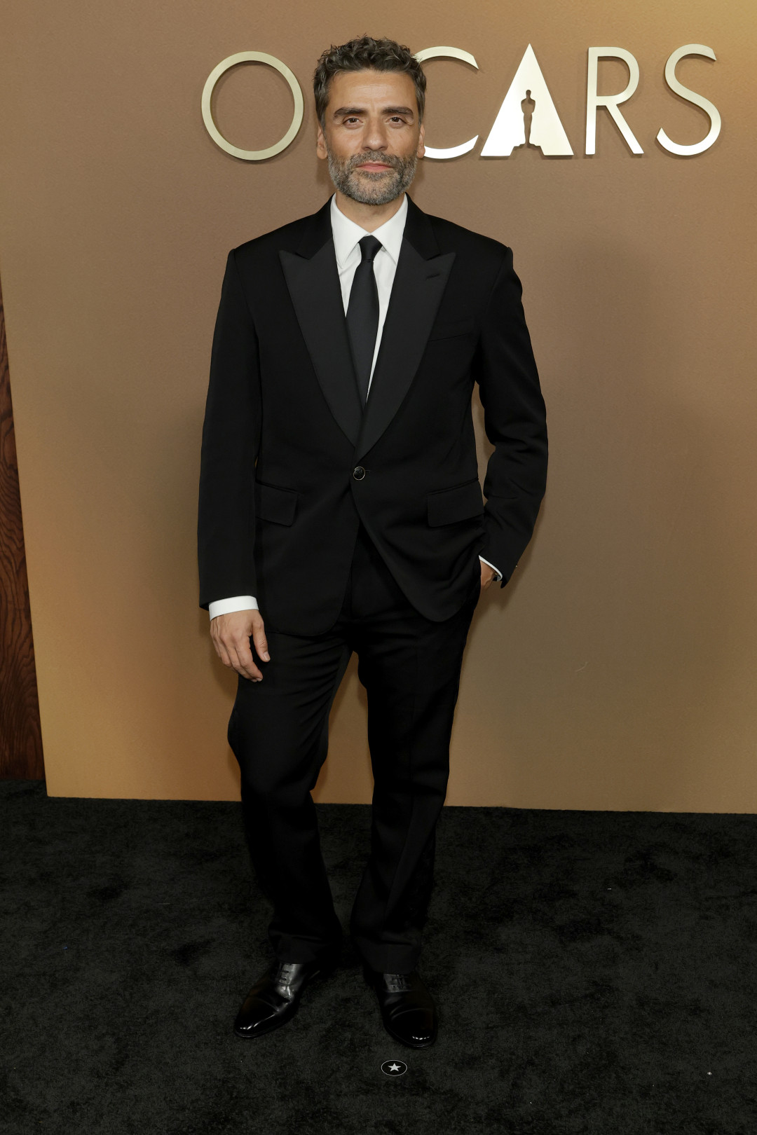 Сезон наград начался с церемонии Governors Awards 2025: лучшие образы звезд 