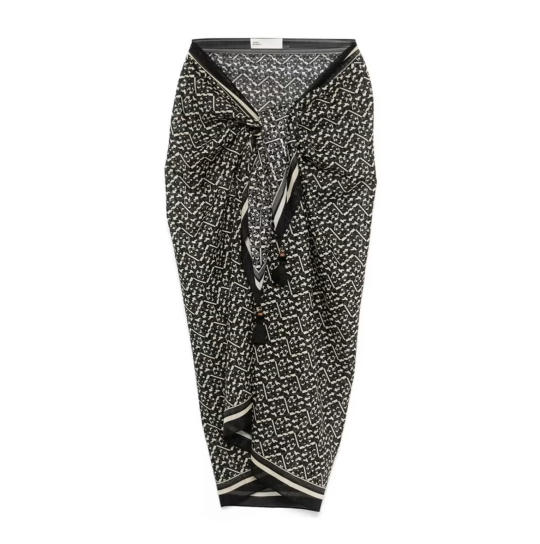 С пляжа на улицы городов: саронг стал главным аксессуаром сезона