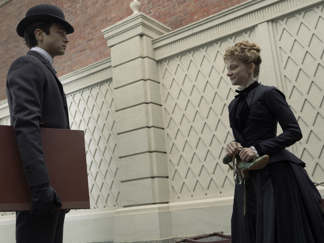 Актеры и создатели «Позолоченного века» — о борьбе за влияние, смене баланса сил, а также о параллелях между прошлым и настоящим