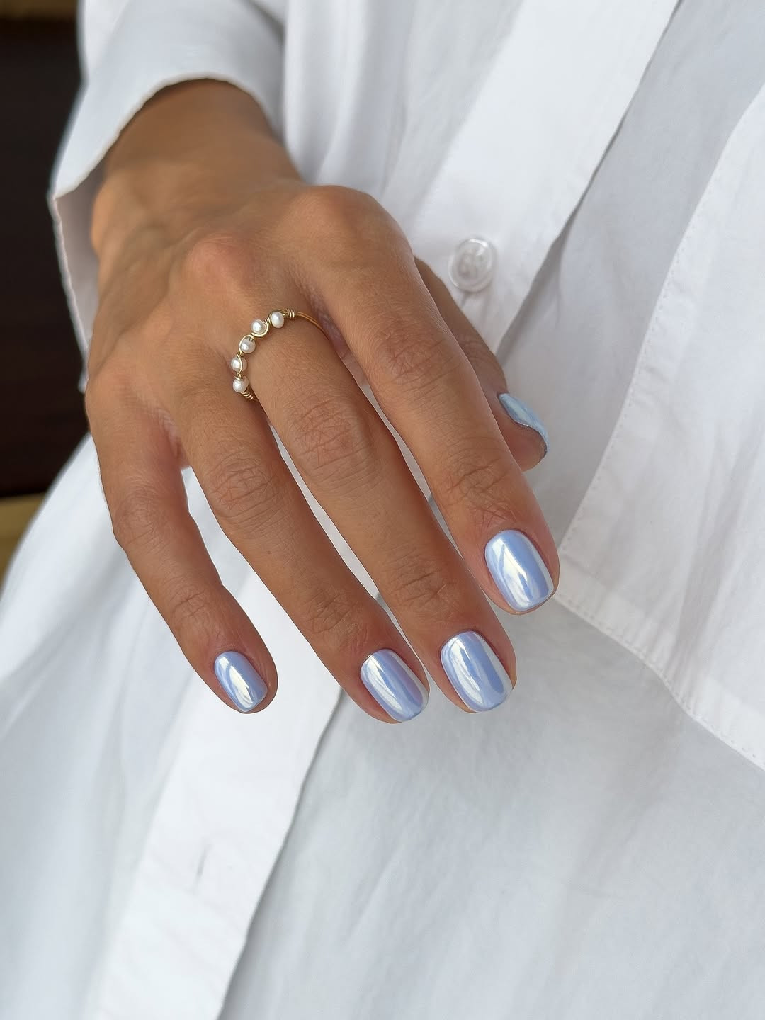 От минималистичных до ярких: идеи маникюра для коротких ногтей