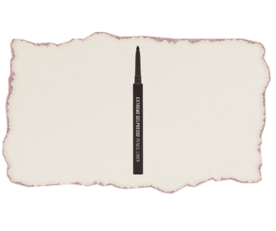 Базовый мейкап-гардероб: что обязательно должно быть в вашей косметичке, по мнению казахстанских визажистов?