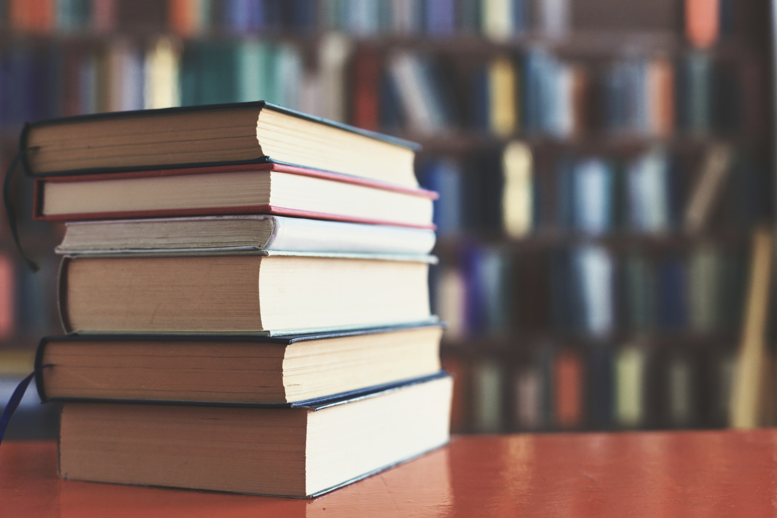 Что читать, если вам понравилась книга  «Вторя жизнь Уве» Фредрика Бакмана?