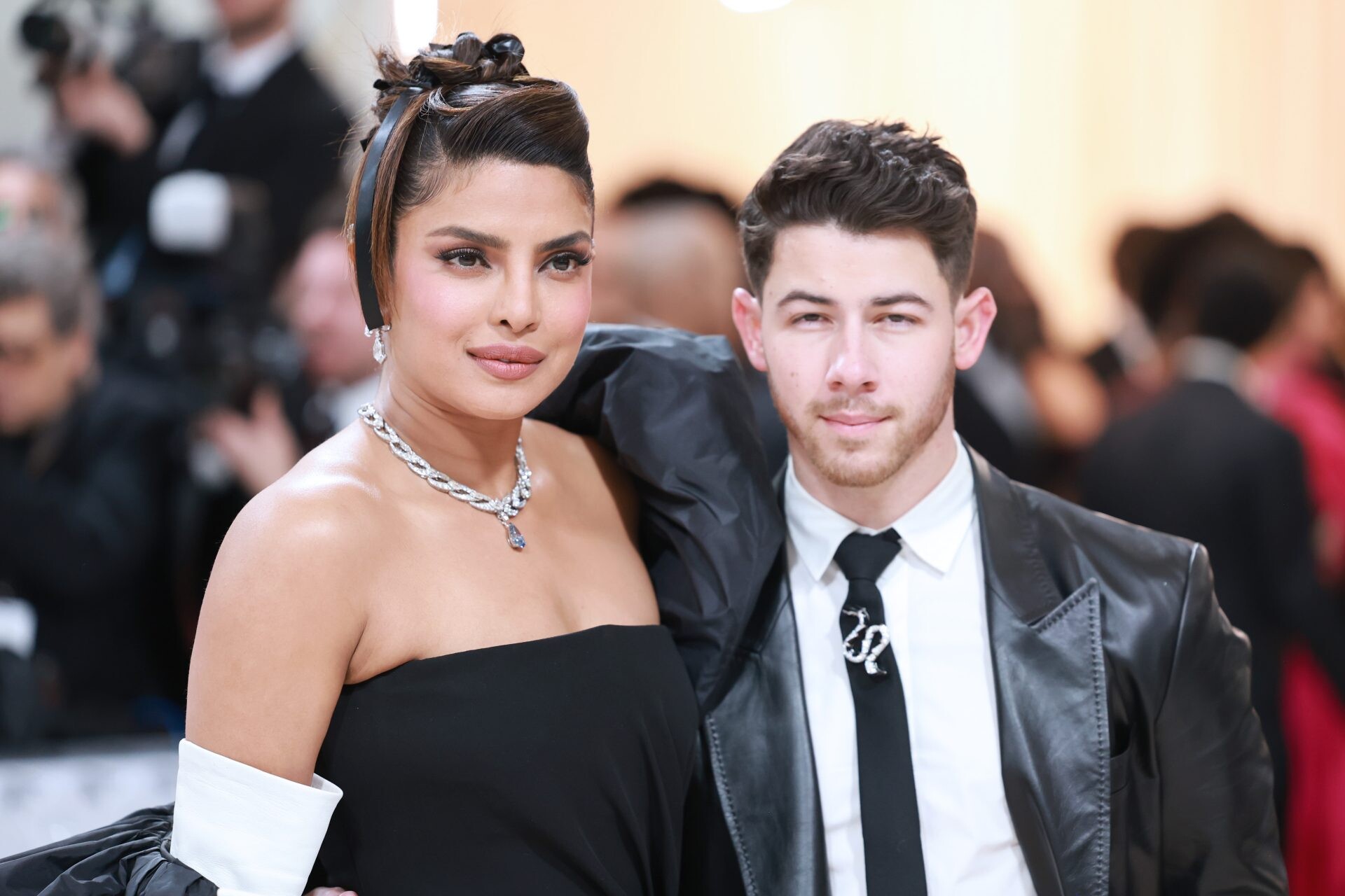 Самые дорогие украшения, которые знаменитости носили на Met Gala