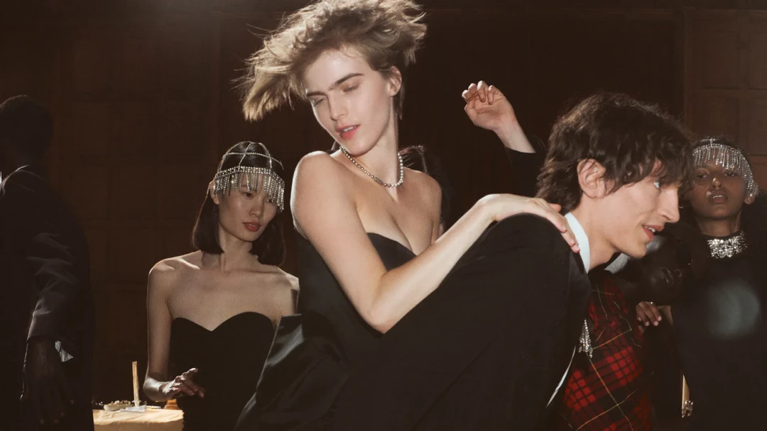 праздничный кампейн McQueen