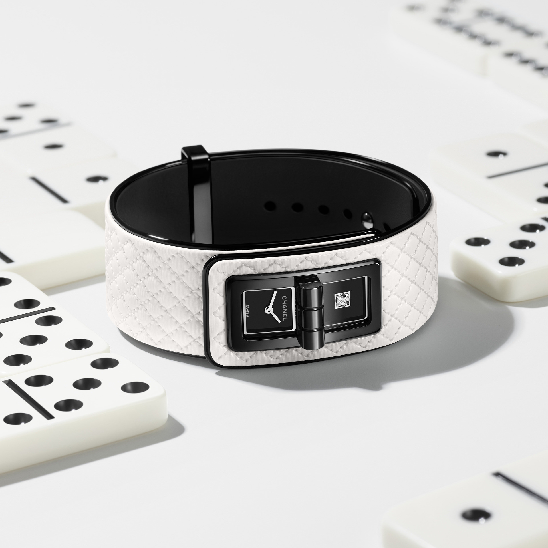 Time to play: Chanel представили на выставке Watches and Wonders 2026 самые необычные модели часов