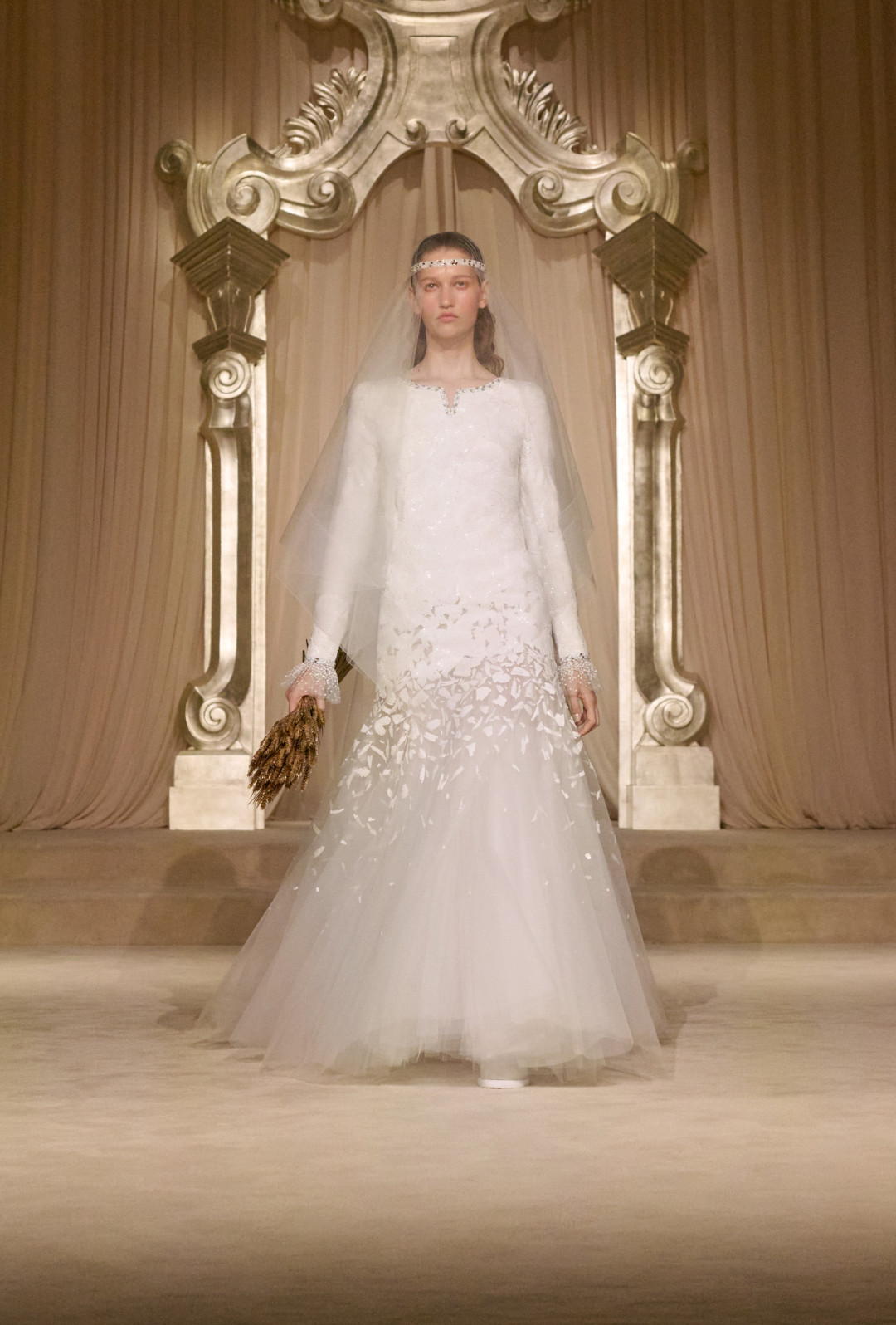 осенне-зимняя кутюрная коллекция Chanel 