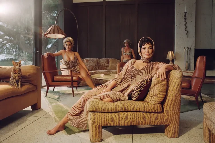 Горячая и страстная коллаборация SKIMS и Roberto Cavalli