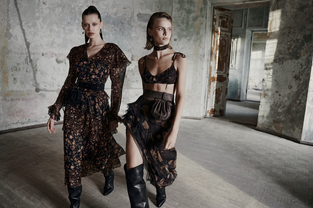 Romeo and Juliet: осенняя демикутюрная коллекция Ulyana Sergeenko 2025 года 