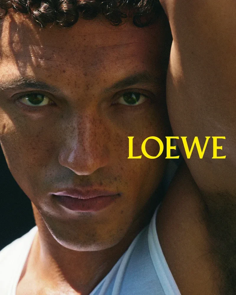 тизер весенне-летнего показа LOEWE 2026