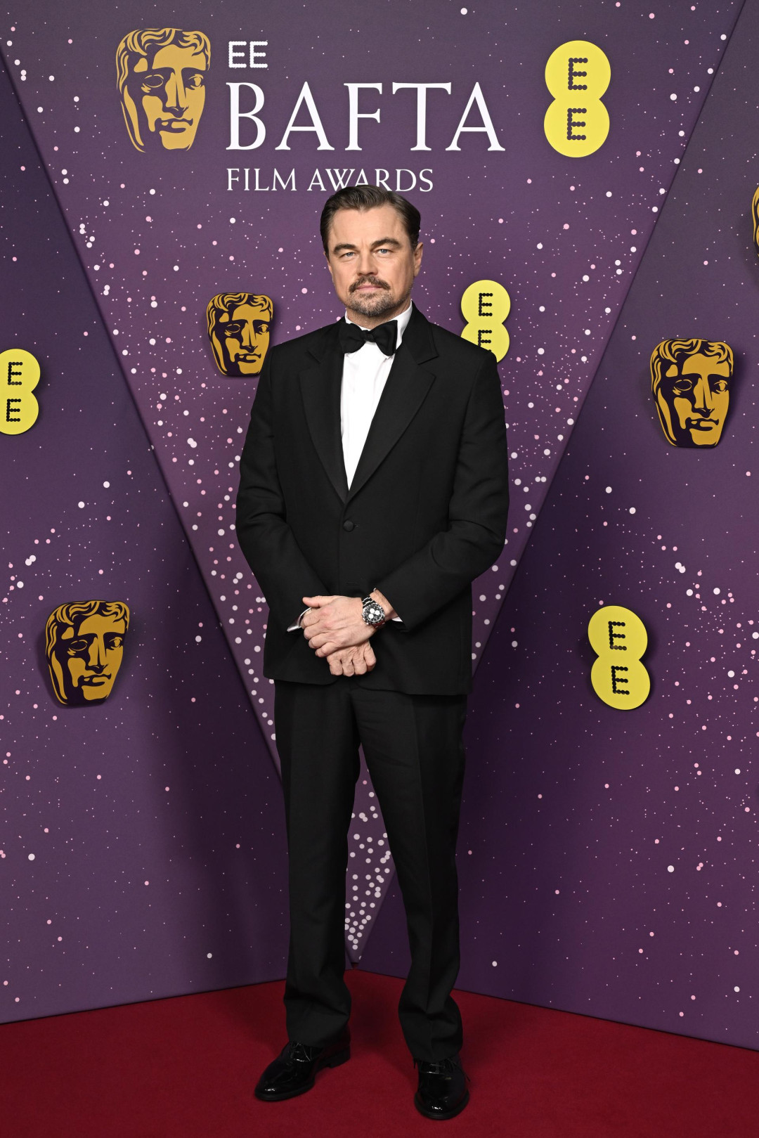 Самые эффектные образы звезд с ковровой дорожки премии BAFTA 2026