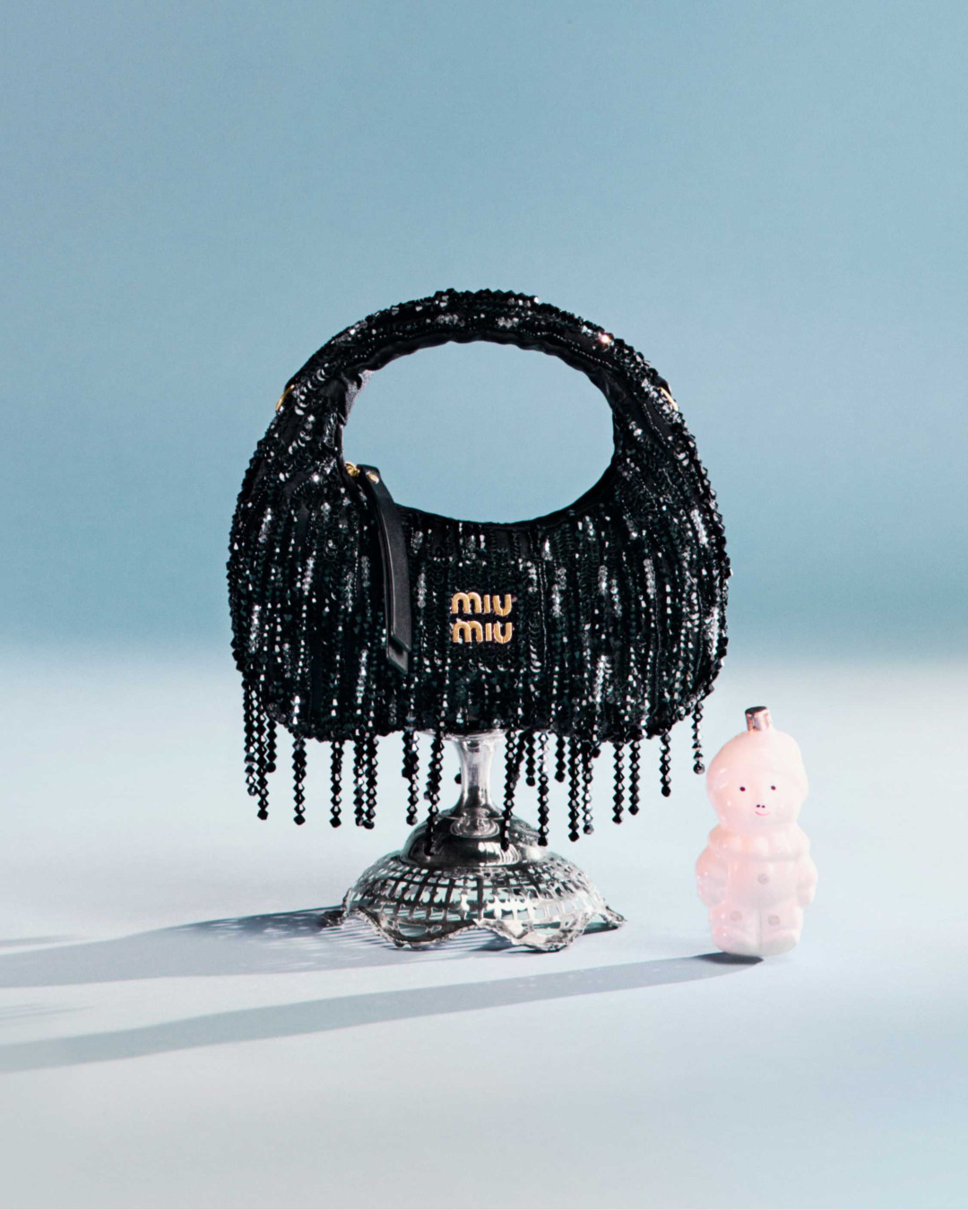 праздничный кампейн Miu Miu 2025 года
