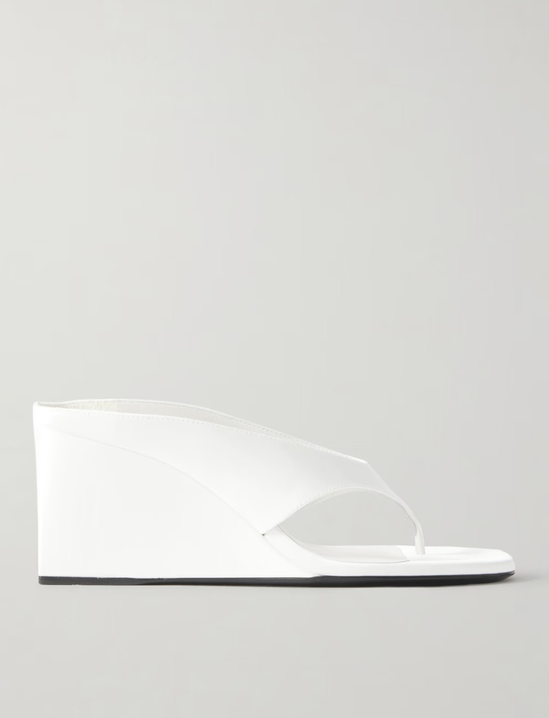 Модный гороскоп на июнь для всех знаков зодиака 