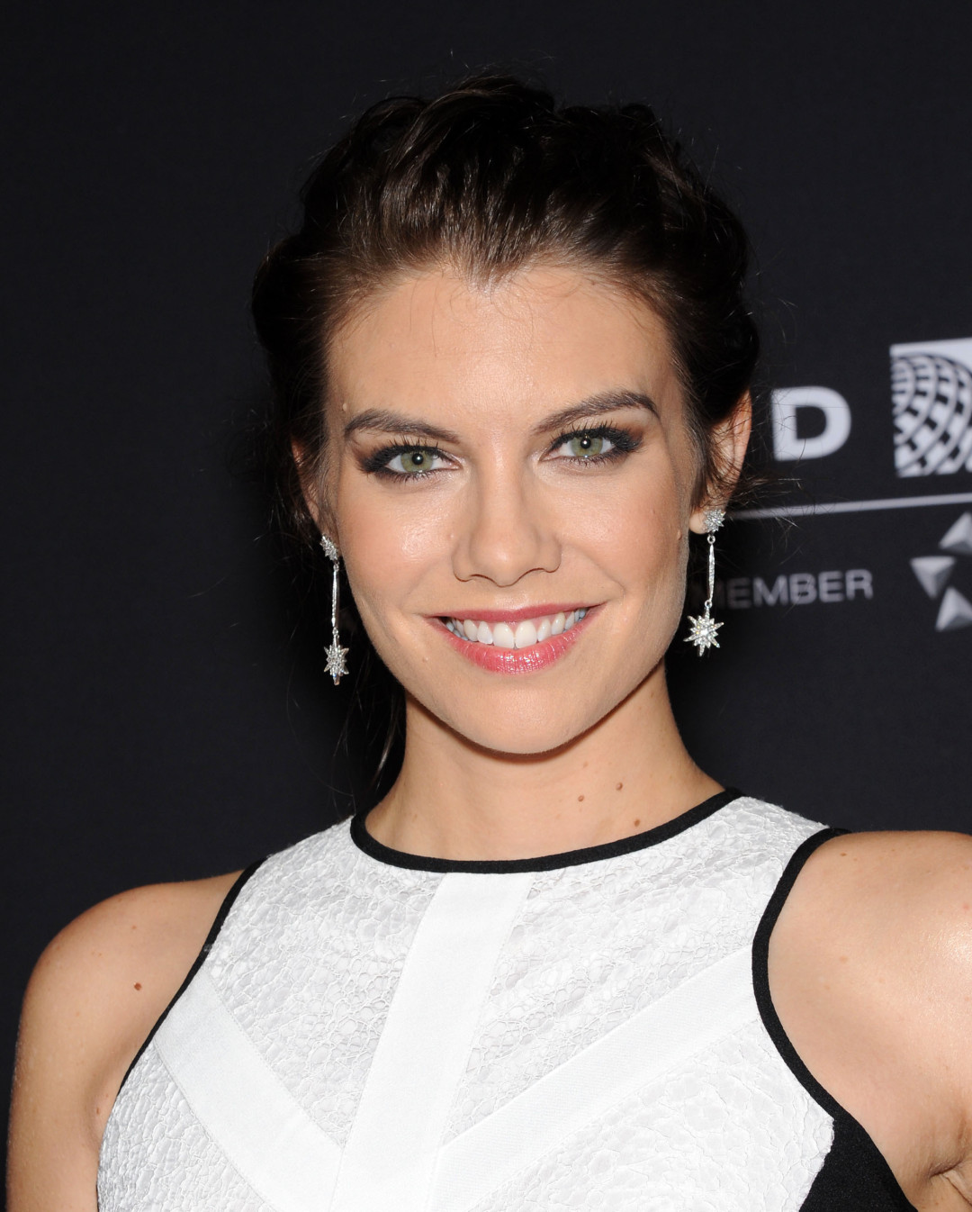 Самые шокирующие уходы актеров из сериалов: "Одни из нас", "Анатомия страсти" и другие шоу