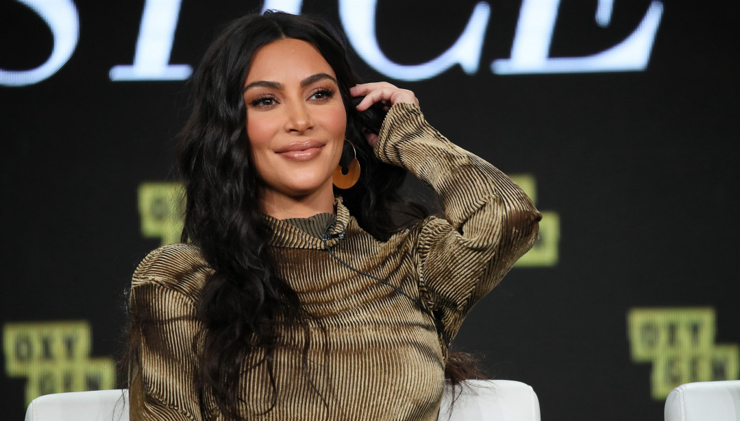 горячий наряд Ким Кардашьян