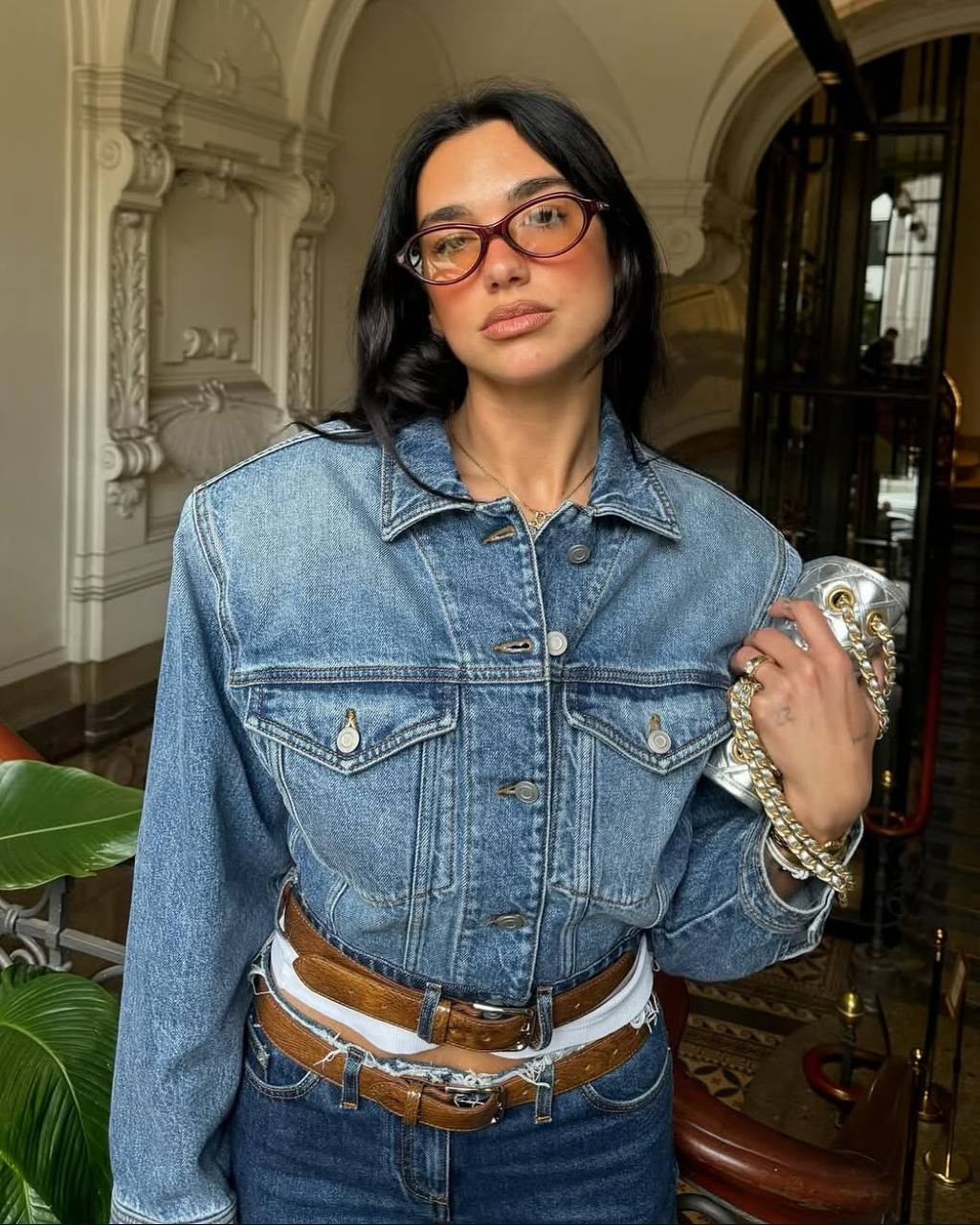 Носите ремень по-новому: 4 оригинальных способа 