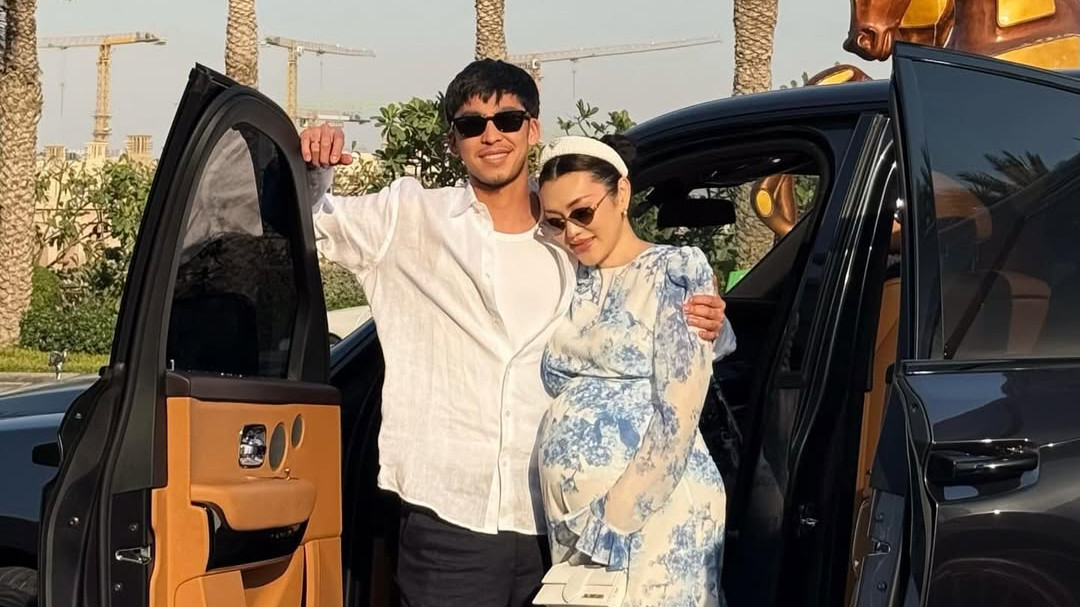 «Қош келдің, ұлым»: RaiM жары Ерке Есмаханның үшінші сәбиін дүниеге әкелгенін мәлімдеді!