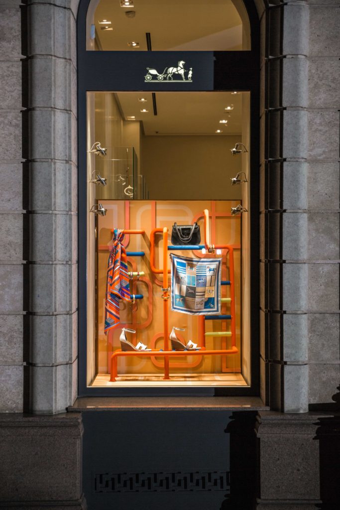 Витрины Hermès 