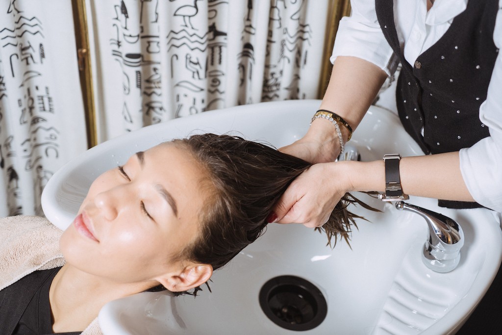 подготовить волосы к зиме 
