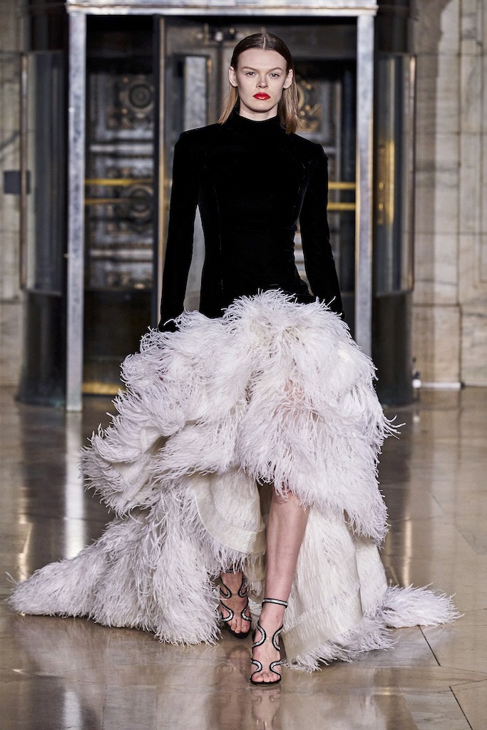 Oscar De LA Renta