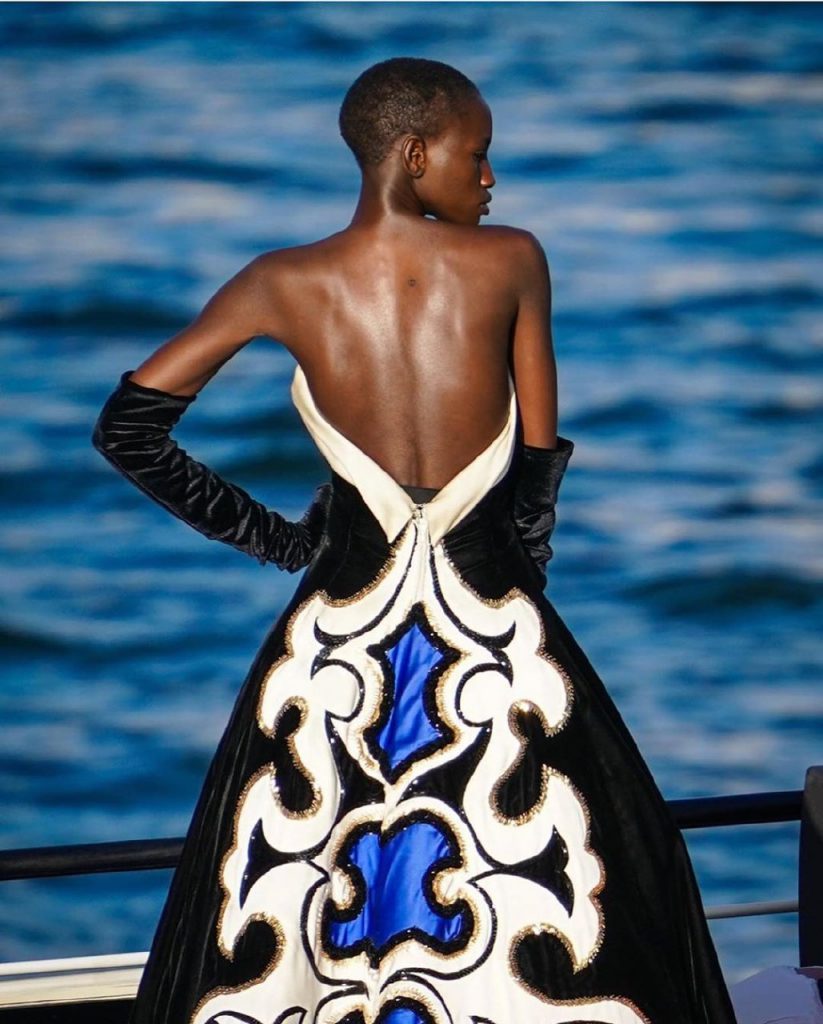 Balmain на Сене 