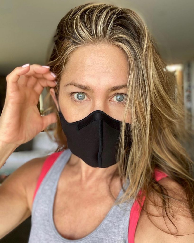 #wearadamnmask