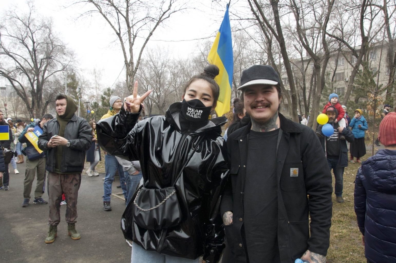 мирный митинг в Алматы