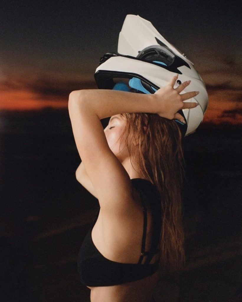 Jacquemus Сидни Суини