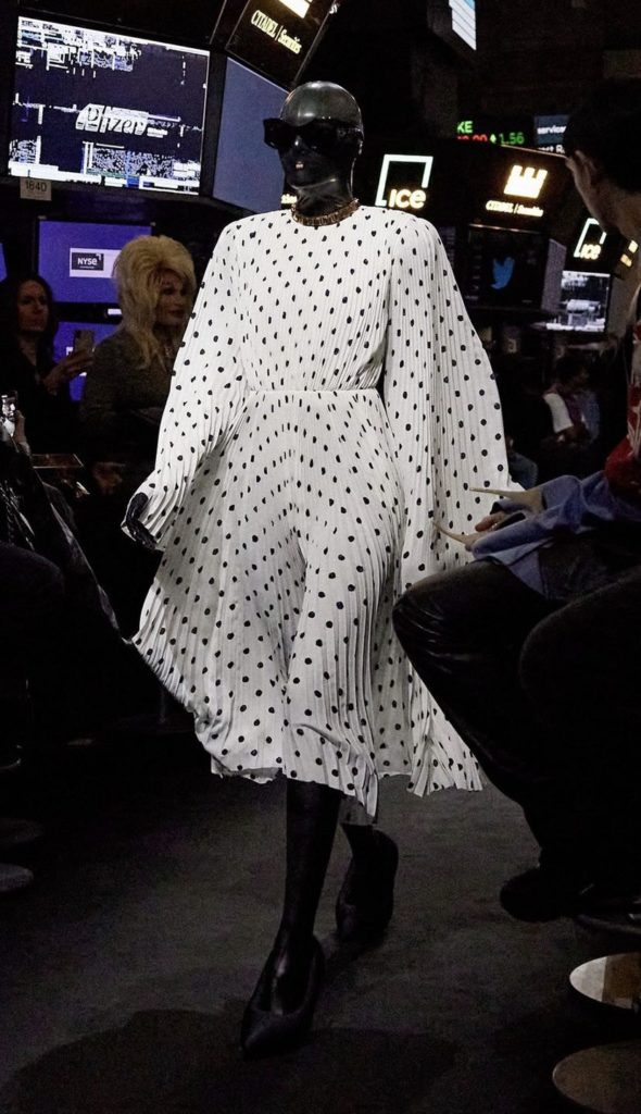 Balenciaga весна-лето 2023